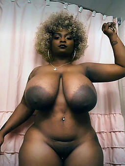 naked fat ebony pussy seduction