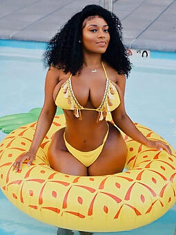 hot ebony bikini babes blandishment