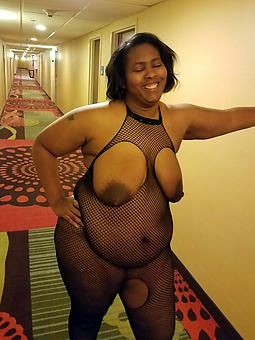 of age ebony sluts amateur nude pics